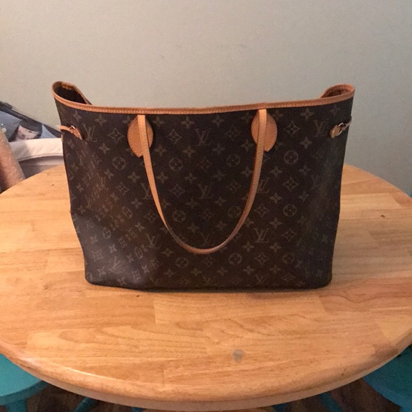 Louis Vuitton Handbags - Authentic Louis Vuitton Neverfull GM Monogram
